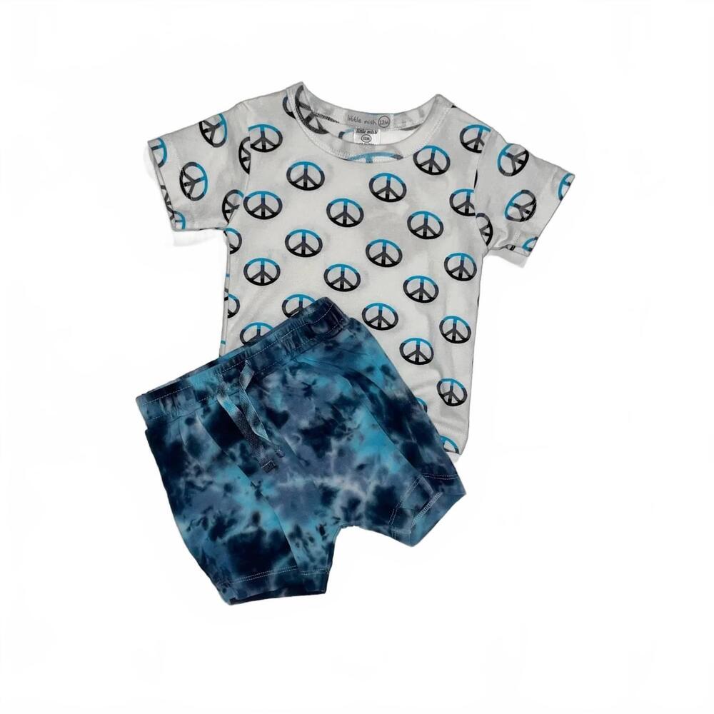 NEW LITTLE MISH kids' peace sign shorts set in blue
